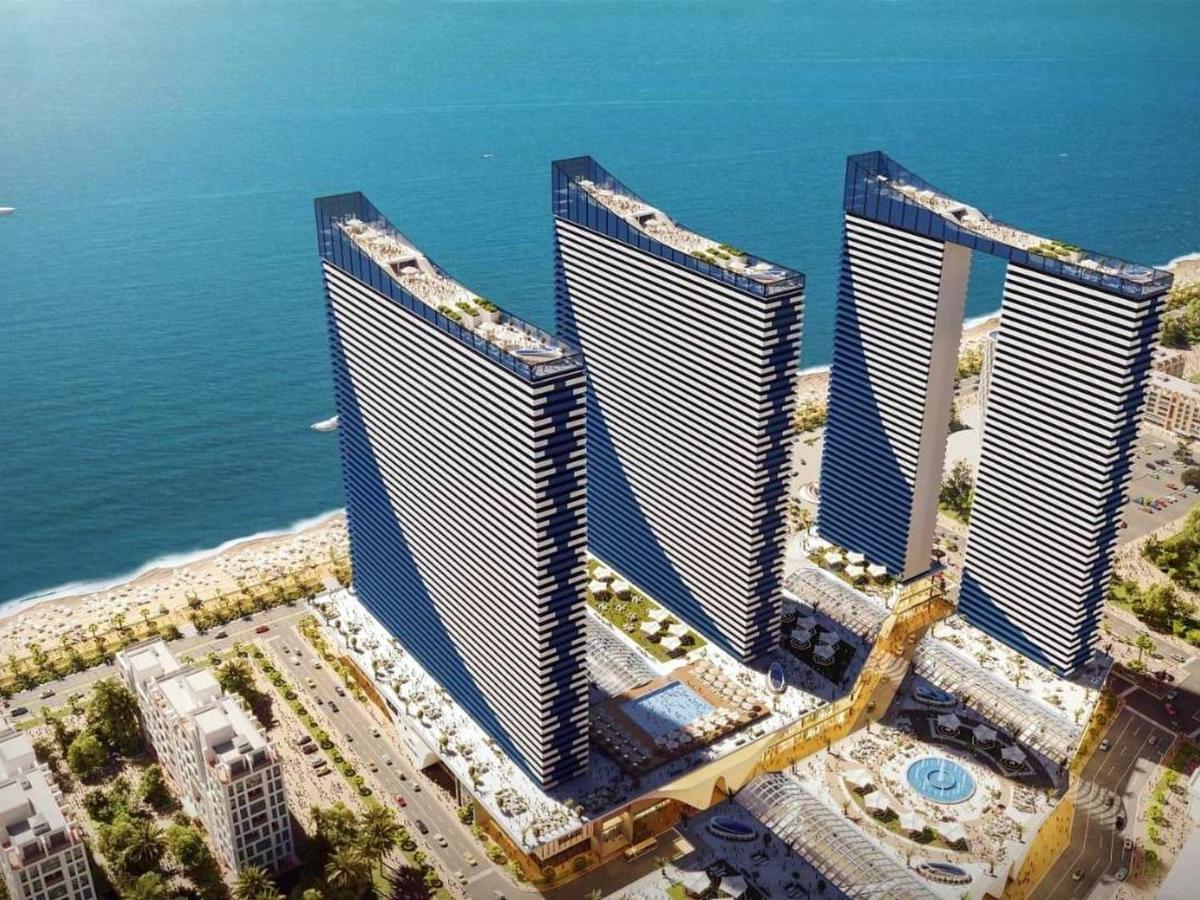 Orbi City Suites Батуми Екстериор снимка