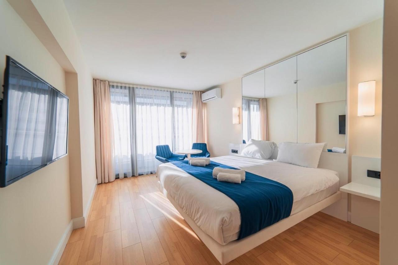 Orbi City Suites Батуми Екстериор снимка