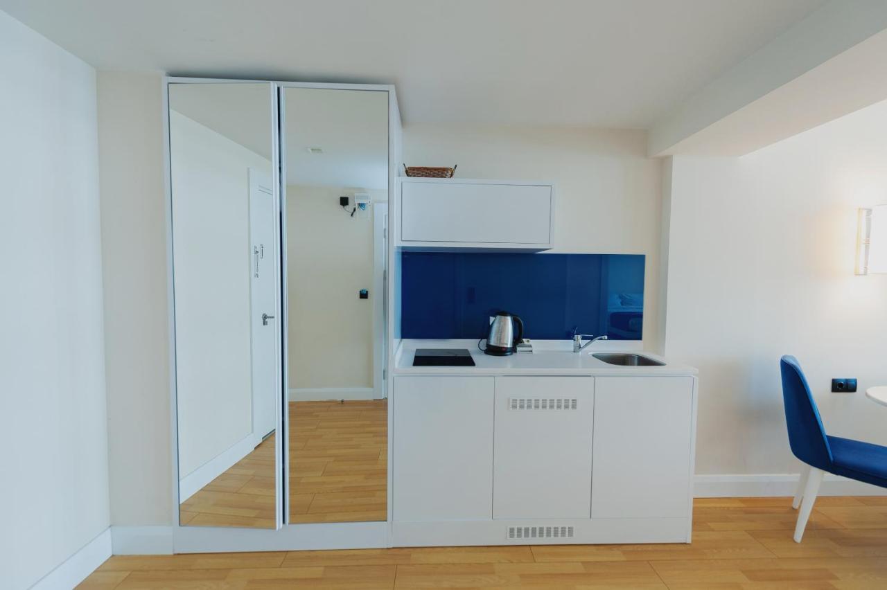 Orbi City Suites Батуми Екстериор снимка