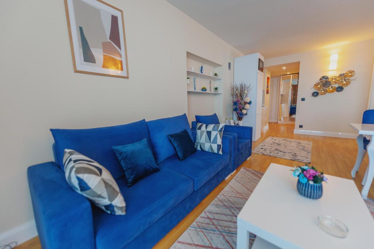 Orbi City Suites Батуми Екстериор снимка